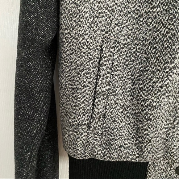 Levi’s Wool Blend Varsity Bomber Jacket - Picture 6 of 8